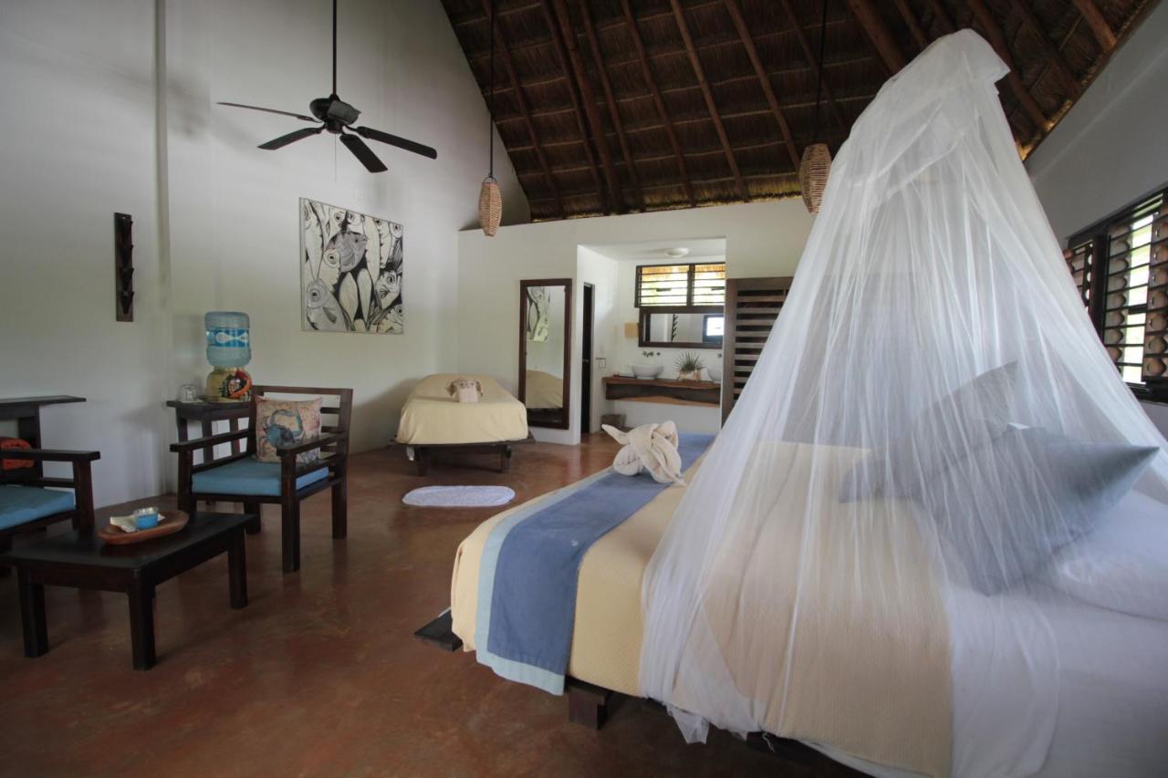 Sol Caribe Hotel Punta Allen Exterior photo